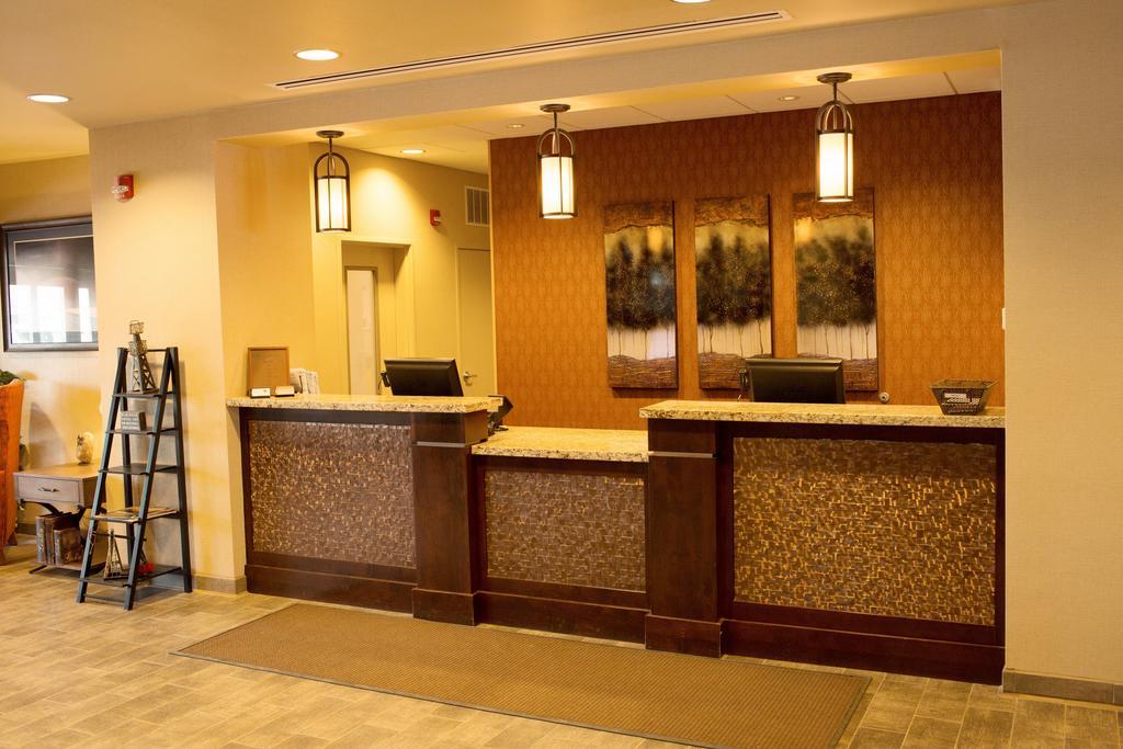 Little Missouri Inn & Suites New Town ภายนอก รูปภาพ