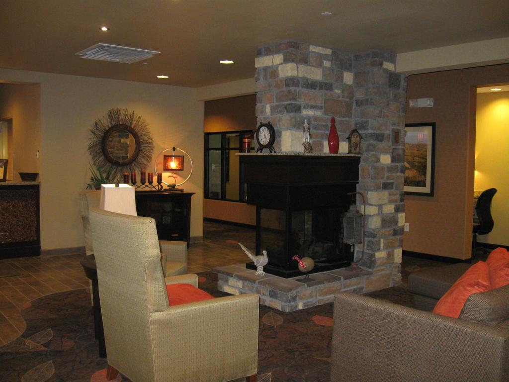 Little Missouri Inn & Suites New Town ภายนอก รูปภาพ