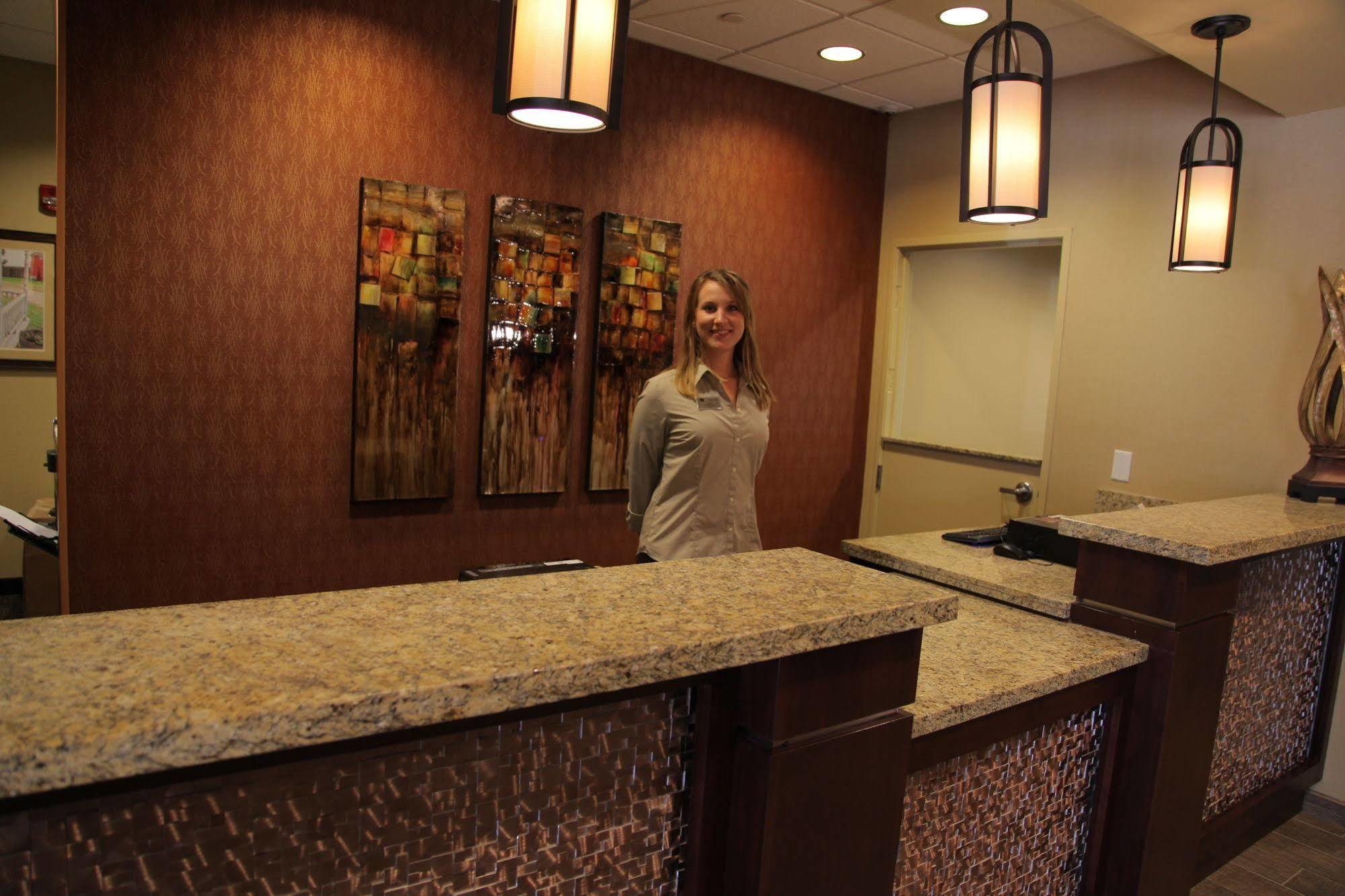 Little Missouri Inn & Suites New Town ภายนอก รูปภาพ