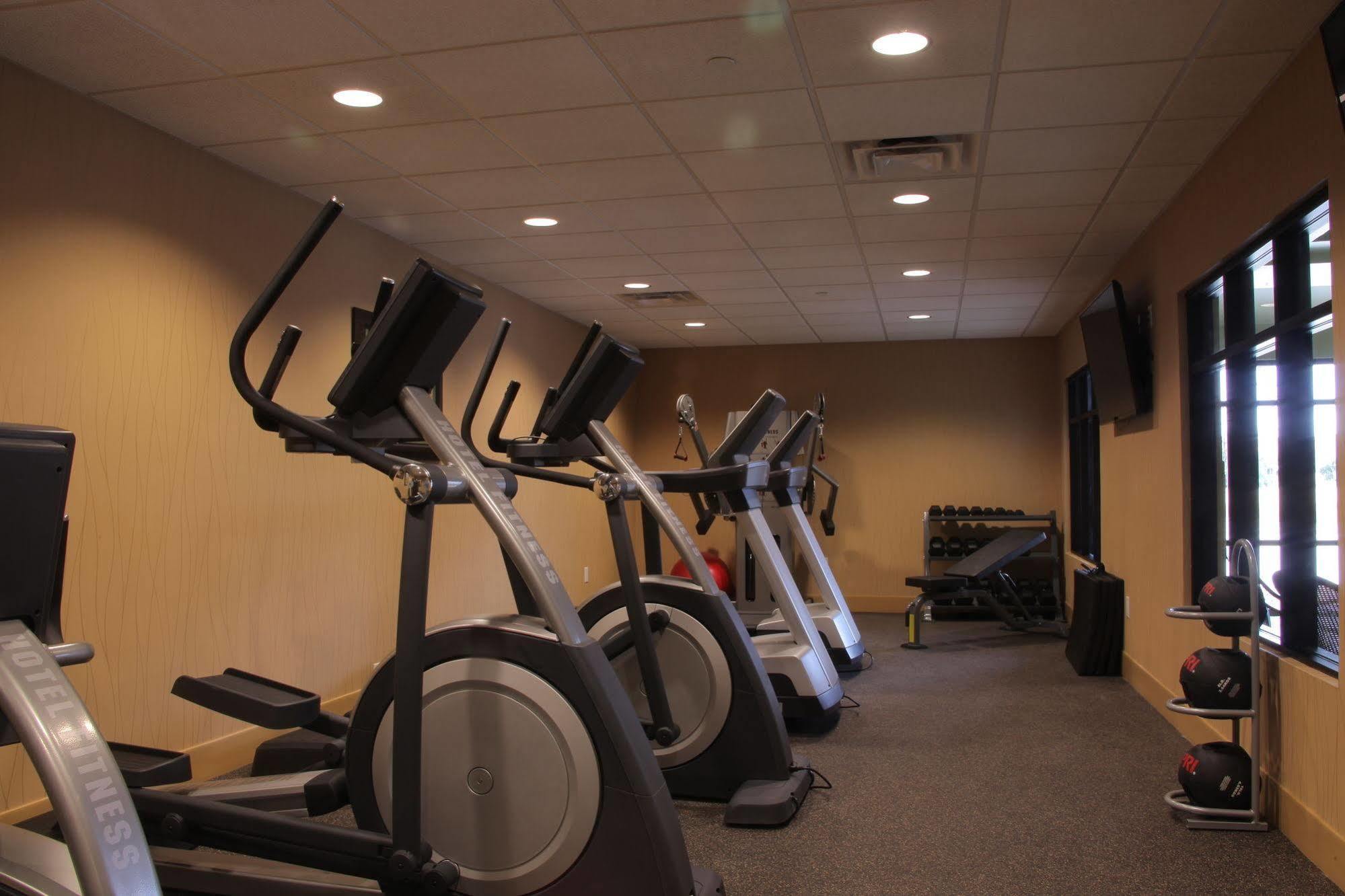 Little Missouri Inn & Suites New Town ภายนอก รูปภาพ