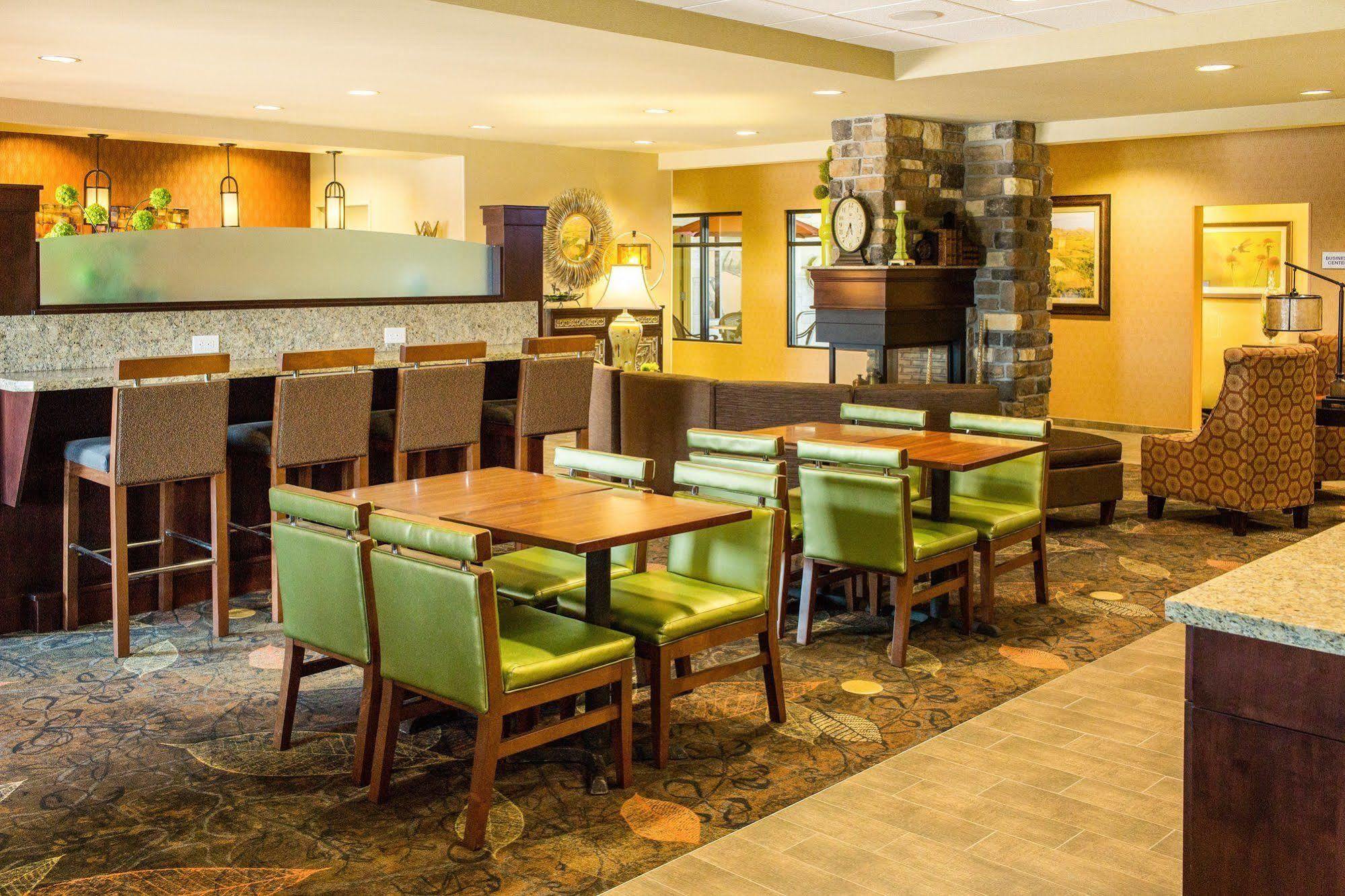 Little Missouri Inn & Suites New Town ภายนอก รูปภาพ